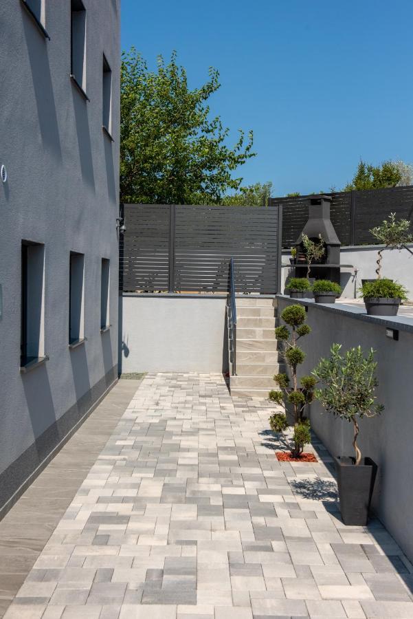 Apartment Lo&Ti Чизичі Екстер'єр фото